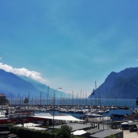 Residence Cristine Riva del Garda Exterior photo